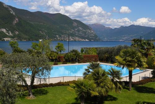 Jardim, Ulivi Hotel & Residence in Paratico