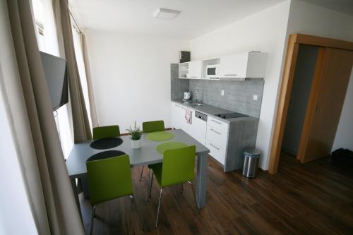 Apartmány Apollon Resort Lednice - image 14
