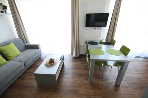 Apartmány Apollon Resort Lednice - image 3