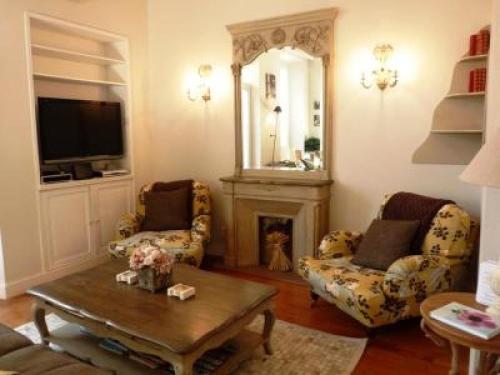 Foto - Beautifully decorated two bedroom apartment in the heart of Cannes five minutes walk from Palais 409