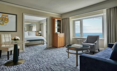 Four Seasons Chicago - image 4