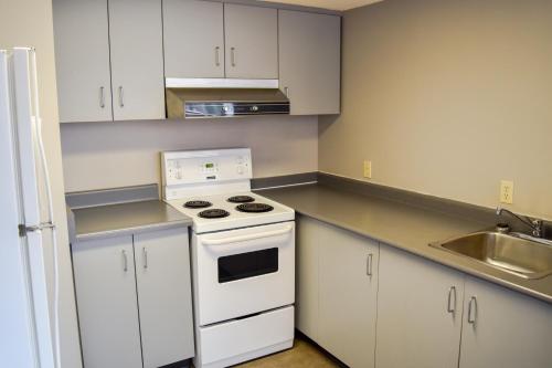 Toronto Metropolitan University-International Living Learning Residence – Toronto