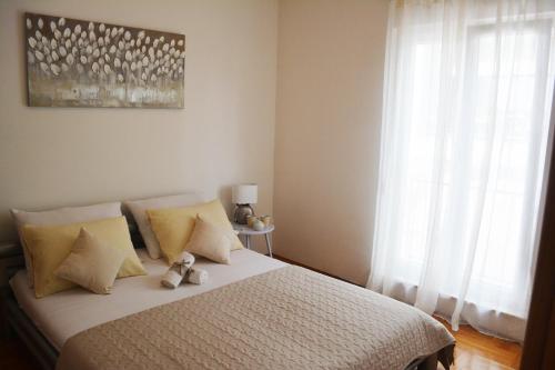 

Apartment Red