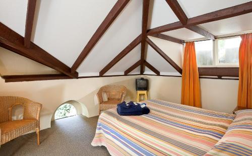 Larnach Lodge Room Type - Double Room with Shared Bathroom