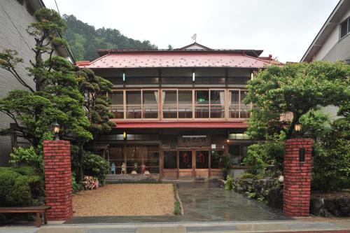 Exterior view, Atarashiya Ryokan in Yoshino