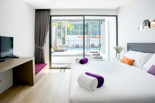Chaweng Villawee Hotel Room Type - Deluxe Pool Access