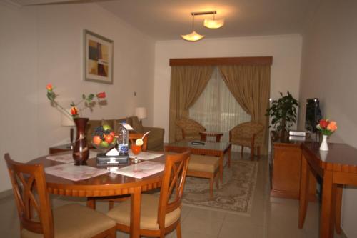 Rose Garden Hotel Apartments - Bur Dubai - main image