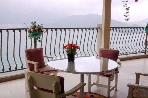 Garden, Sun Moon Lake Island Heart in Nantou
