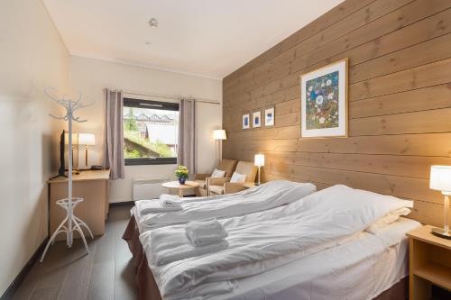 Highland Lodge - image 10