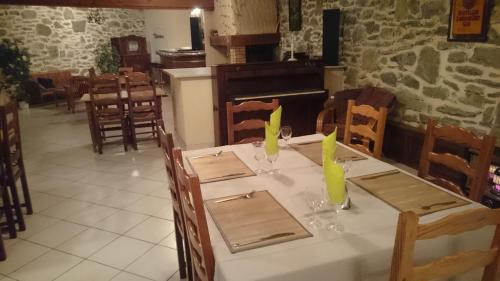 Restorāns, Domaine Saint Andrieu in Ladern-sur-Lauquet