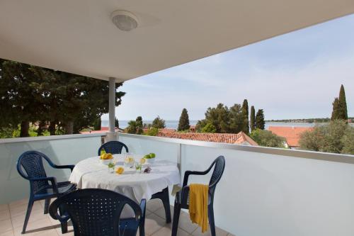  Daila Apartments, Pension in Novigrad