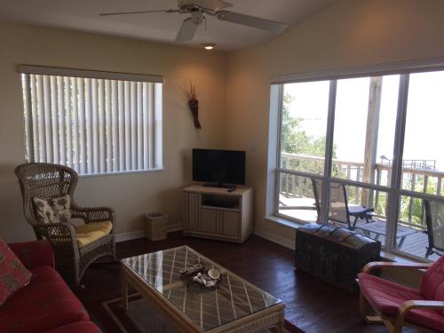 Seahorse Landing #503 Gulf Front Vacation Condo - image 5