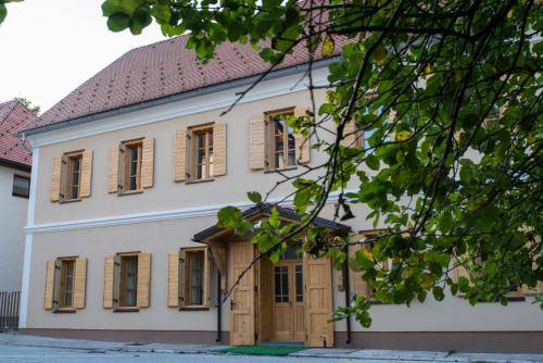 Vila Viktorija - Accommodation - Brod na Kupi