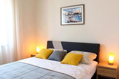 Apartments with a parking space Opric, Opatija - 7753