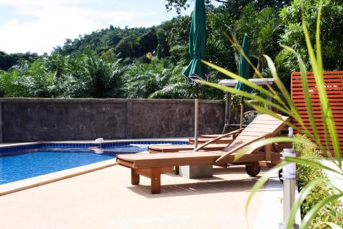 Suksai Buri Resort - 수영장