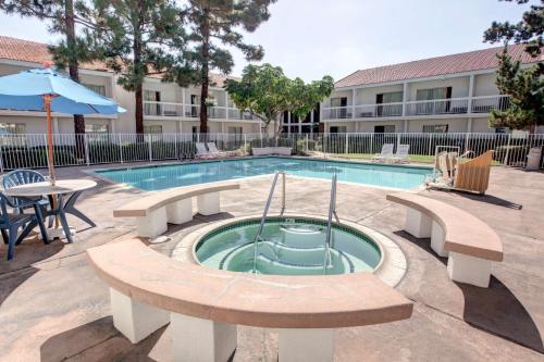 Jacuzzi, Motel 6 Santa Ana, CA - Irvine - Orange County Airport in Santa Ana (CA)