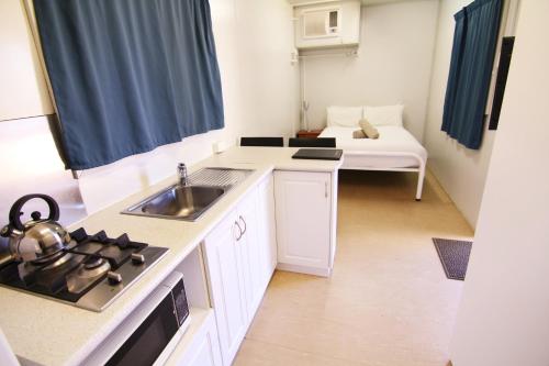 ห้องครัว, Coral Coast Tourist Park in คาร์นาร์วอน