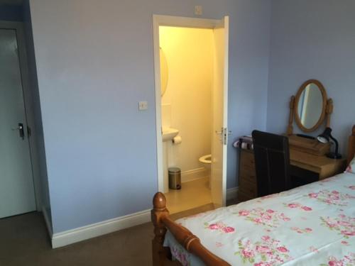 287 Green Lanes 2