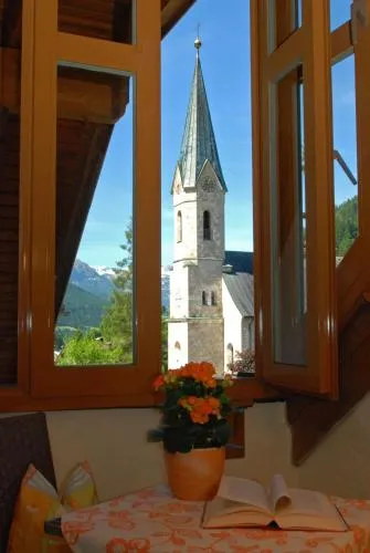 Dachstein West Hotel GmbH-Kirchenwirt Russbach in Russbach am Pass Gschütt, Österreich