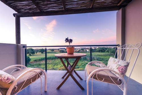 Widok, Le Mahi Guest House in Country Club