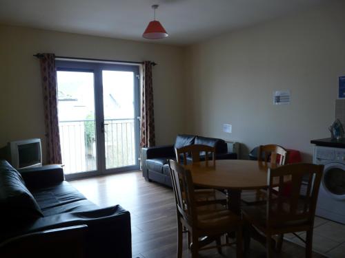 The Courtyard Apartments - image 12