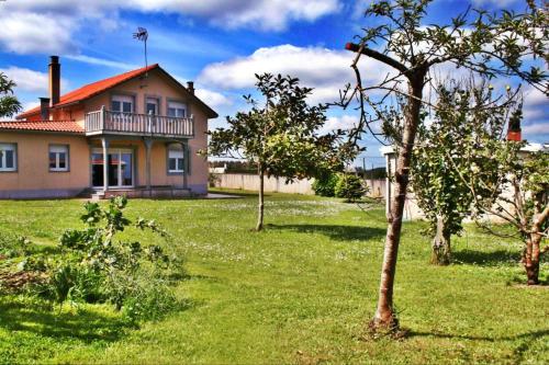  Casa Aviño, Pension in Razo