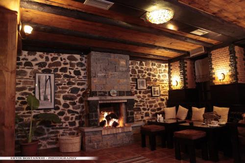 Guest House Bujtina Leon - main image