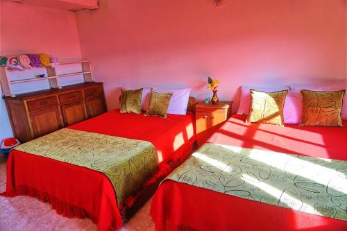 Deluxe Queen Room with Two Queen Beds image 10