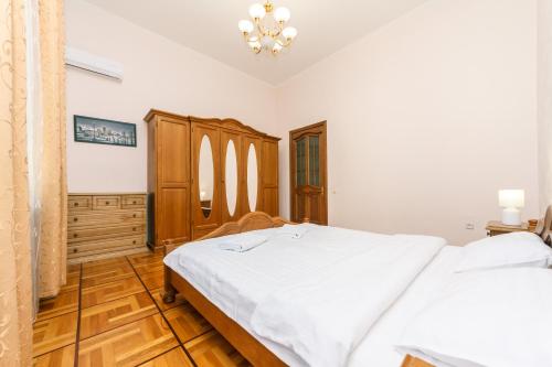 VIP apartment near Olympic Stadium