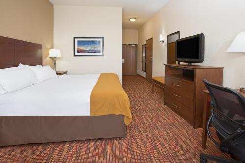 Holiday Inn Express & Suites Truth Or Consequences, an IHG Hotel