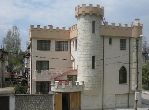 The Castle Hotel - image 13