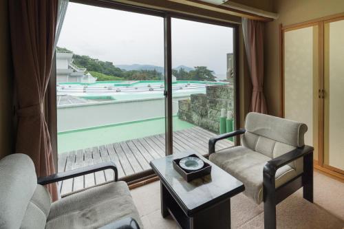 Dogashima Onsen Hotel