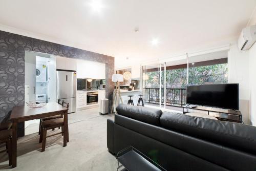 

Contemporary Oasis Apartment