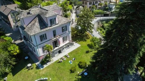 Wild Valley Hostel - Villa Edera in Auressio, Schweiz