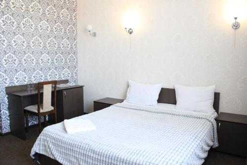 Lexx Hotel - main image