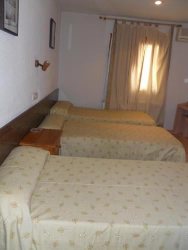 Hostal El Descanso - image 3