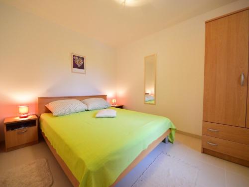 Apartment Fenix-1