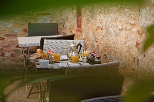 Hotel Les Pasteliers - image 5