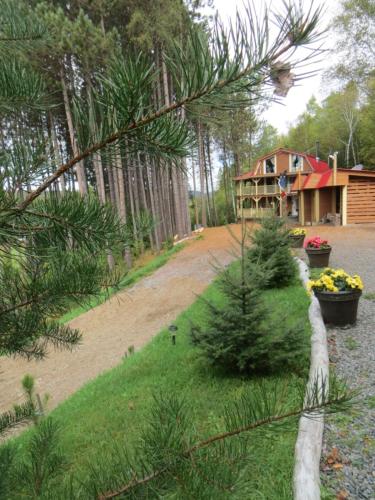 La maison sous les arbres - Accommodation - Saint Roch de Mekinac