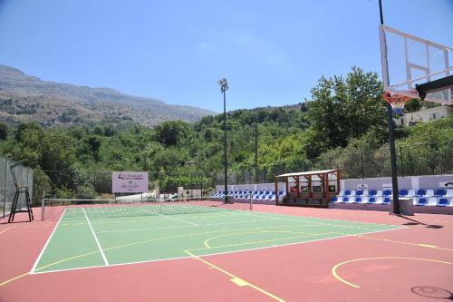  Alexander Suites in Yerakárion