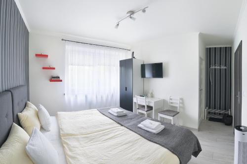 7th Room Guest House - main image