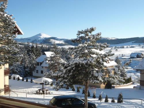 منظر, Apartments Madera in Kamalj