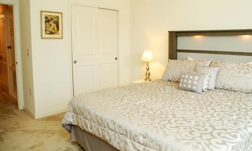 Four Bedrooms Townhome 5117