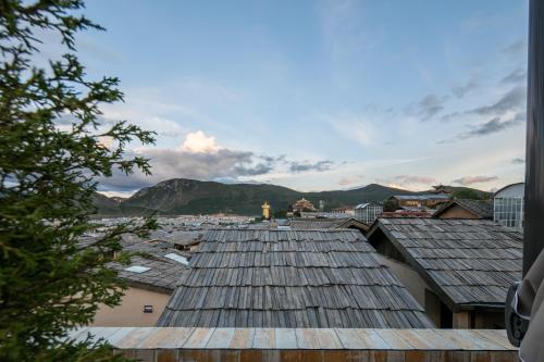 Shangri-La Karesansui Hotel