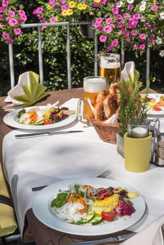 Hotel Restaurant Lohmühle - image 7