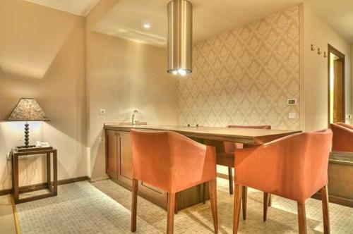 Royal Beach Apartments - image 2