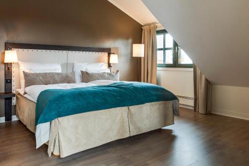1 queen bed