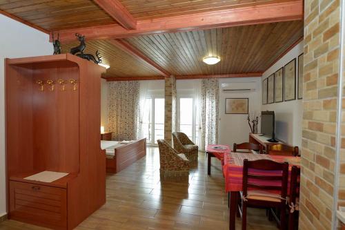  Brand New Amazing Apartment in Ialisos Centre, Pension in Ialyssos