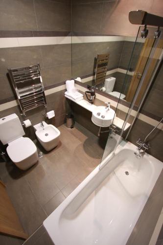 La Suite Hotel - image 4
