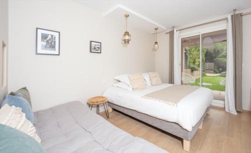Studios 10 & 11 BY HOTEL DES LICES - image 14